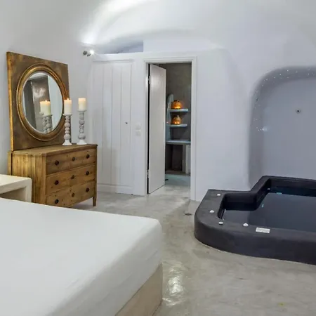 Villa Luxury Santorini Aegean Magic 1 Bedroom Plunge Pool Sea Views *