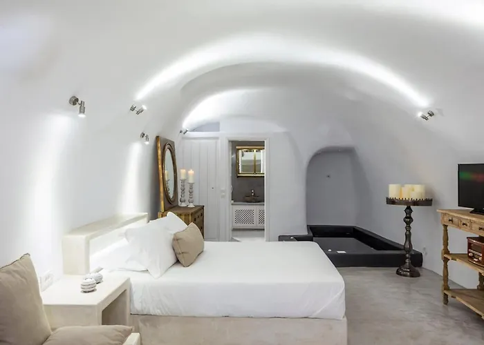 Luxury Santorini Aegean Magic 1 Bedroom Plunge Pool Sea Views Tholos (Santorini)